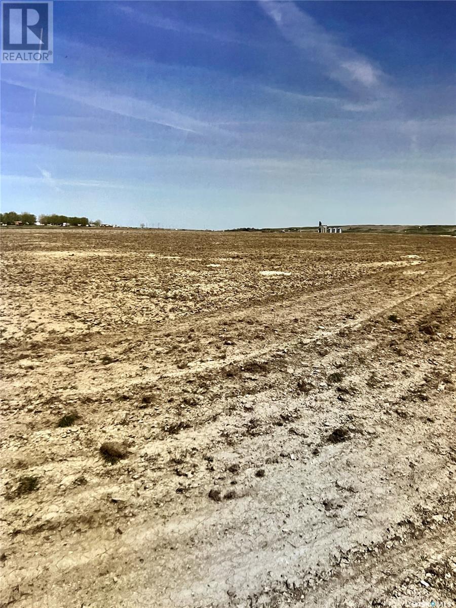 60 Acres On Trans Canada Highway, Swift Current Rm No. 137, SK