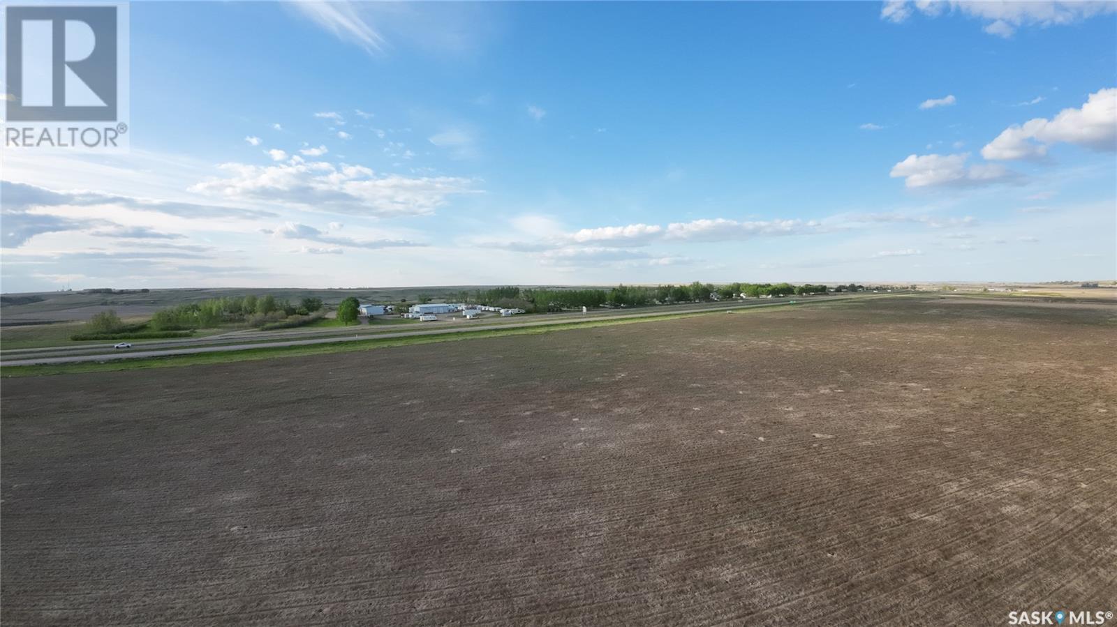 60 Acres On Trans Canada Highway, Swift Current Rm No. 137, SK