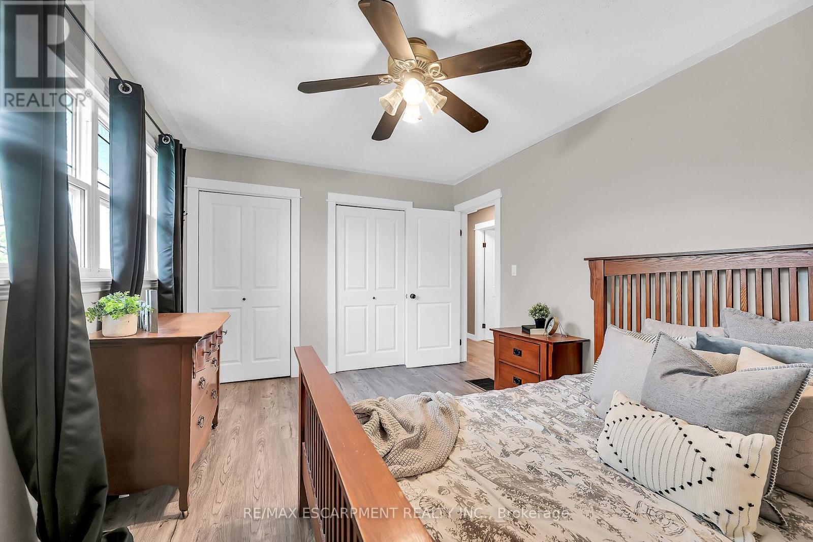 1044 Main Street, Norfolk, ON - Indoor Photo Showing Bedroom