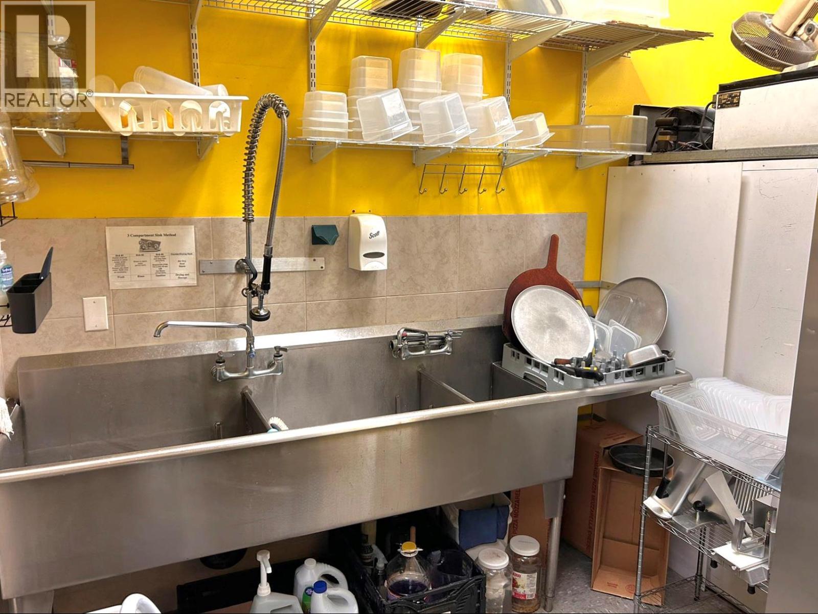 1470 Harvey Avenue Unit# 7, Kelowna, BC