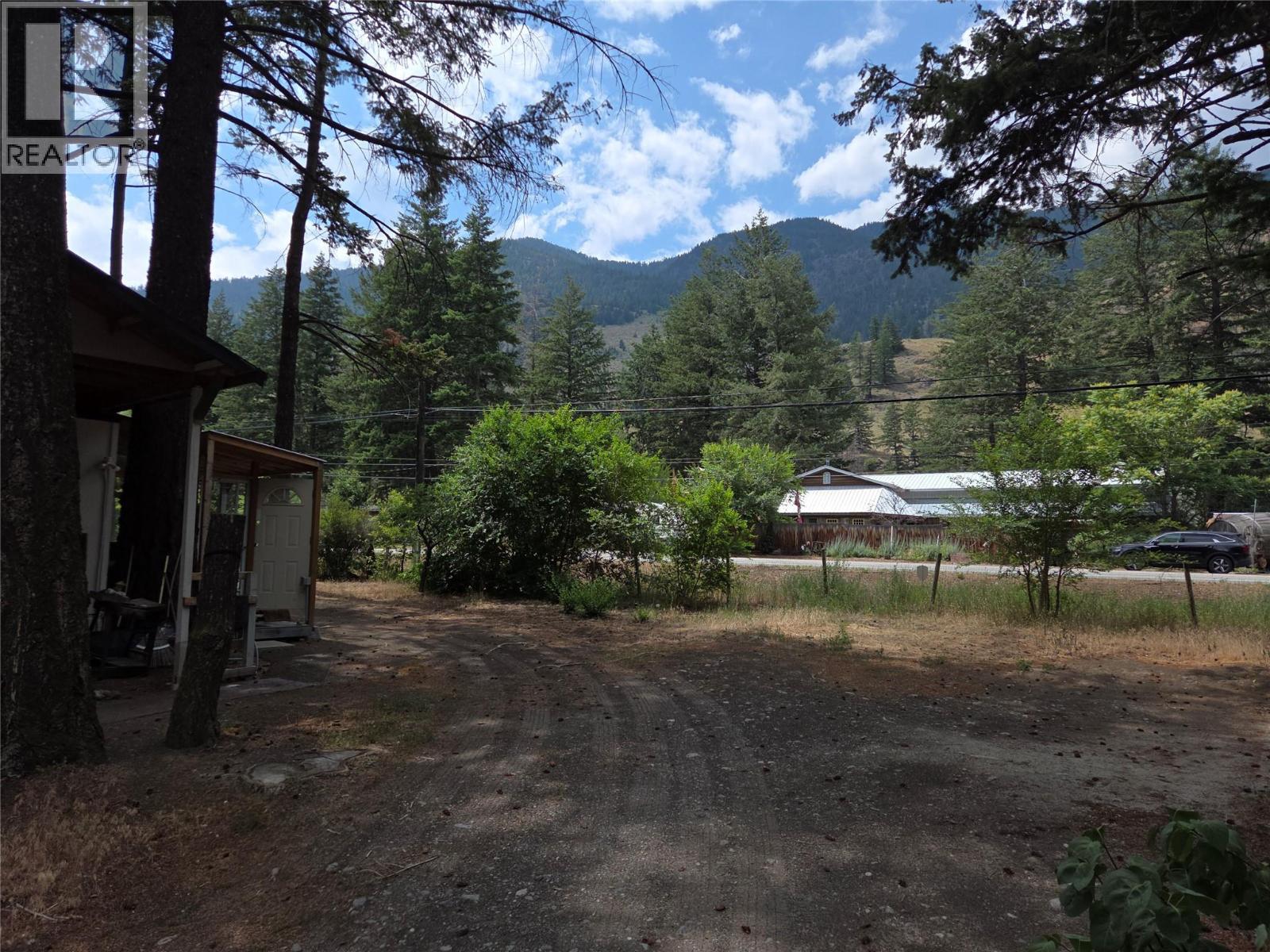 1498 Main Street Unit# 15, Olalla, BC