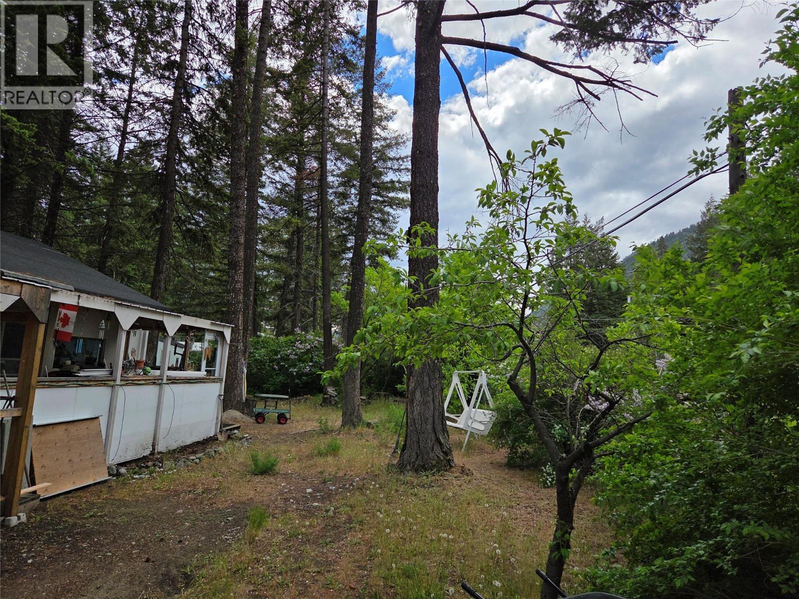 1498 Main Street Unit# 15, Olalla, BC