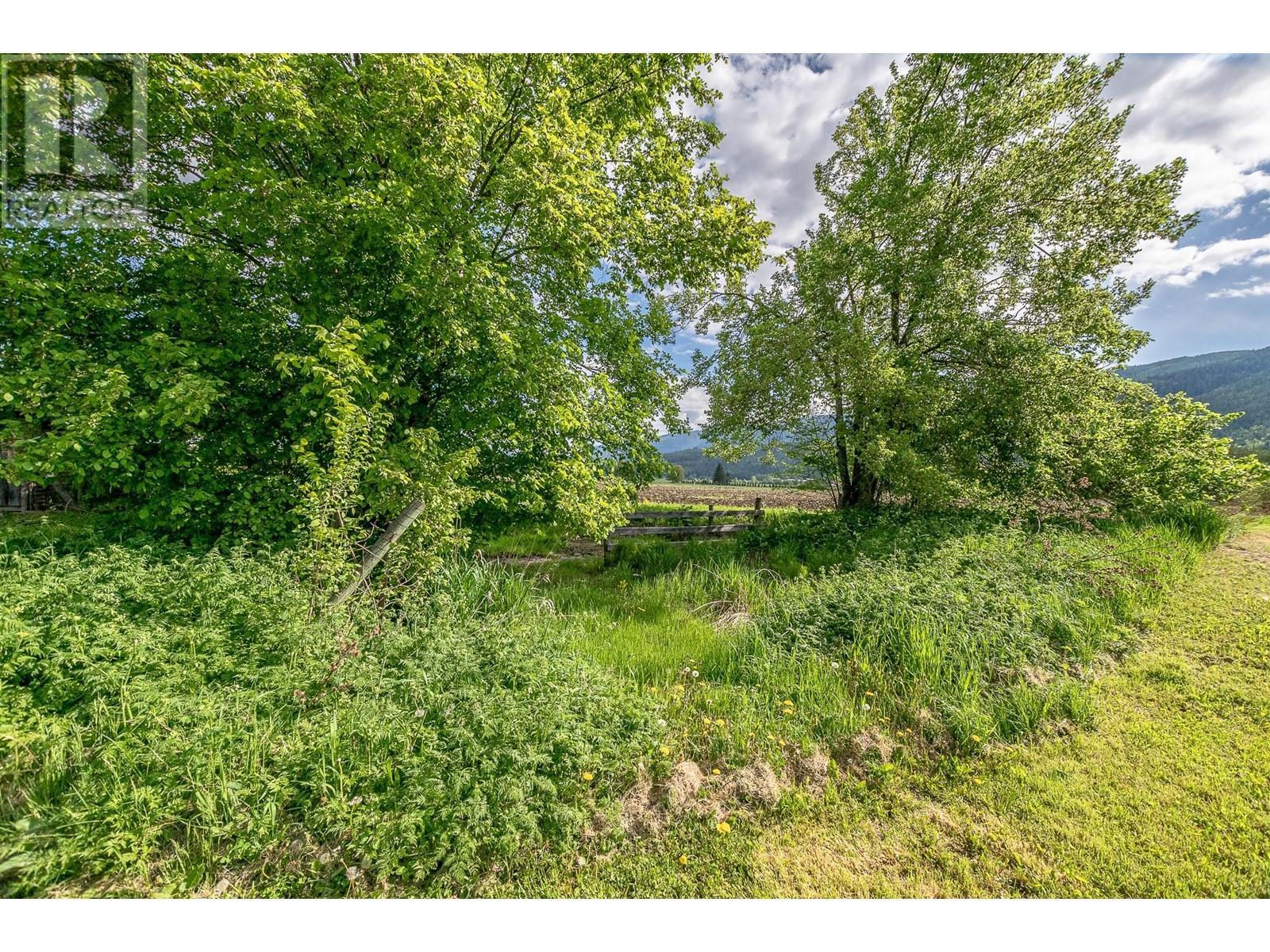 51 Monks Road, Grindrod, BC - Outdoor