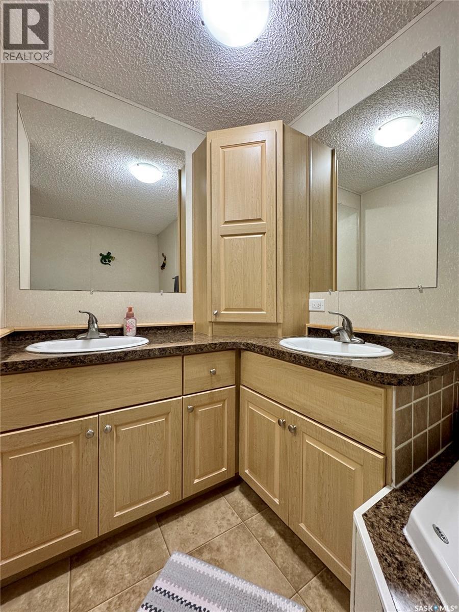 311 Riedel Avenue E, Langenburg, SK