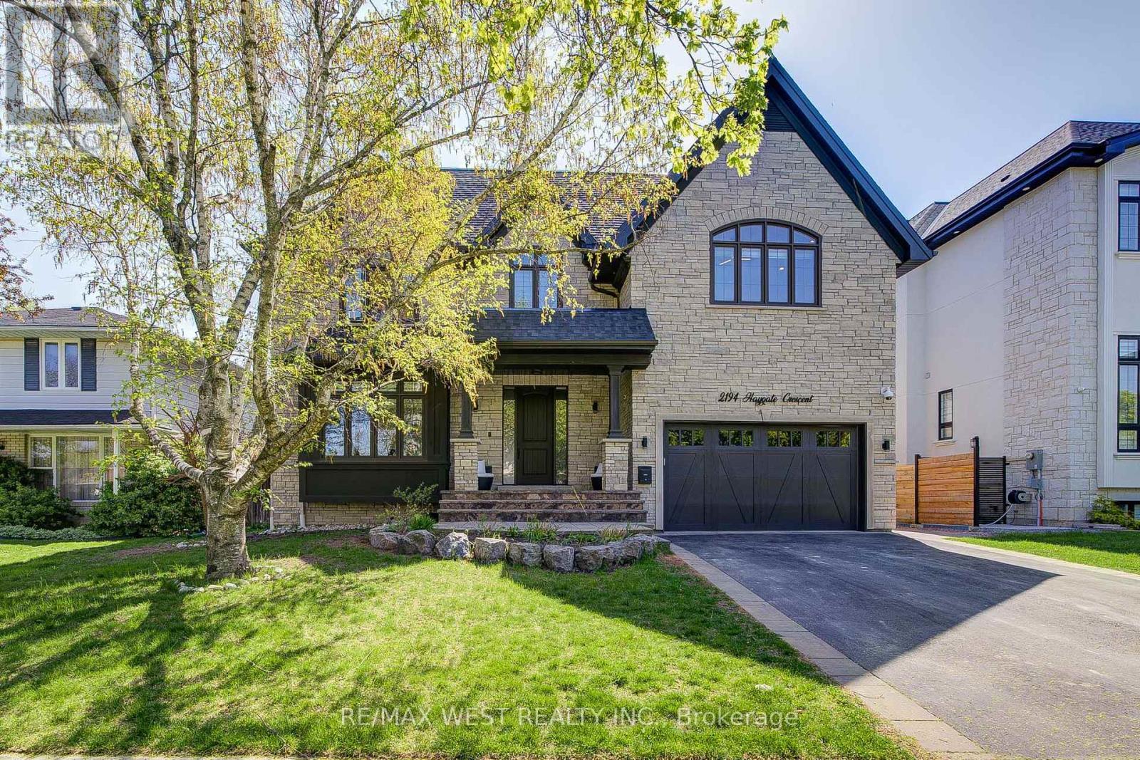 2194 Haygate Crescent, Mississauga, ON - Outdoor With Facade