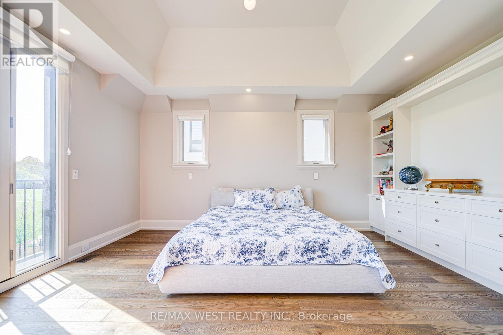 2194 Haygate Crescent, Mississauga, ON - Indoor Photo Showing Bedroom