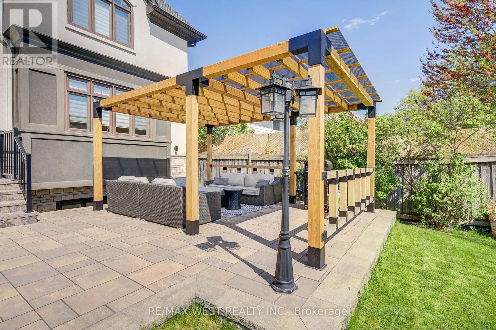 2194 Haygate Crescent, Mississauga, ON - Outdoor