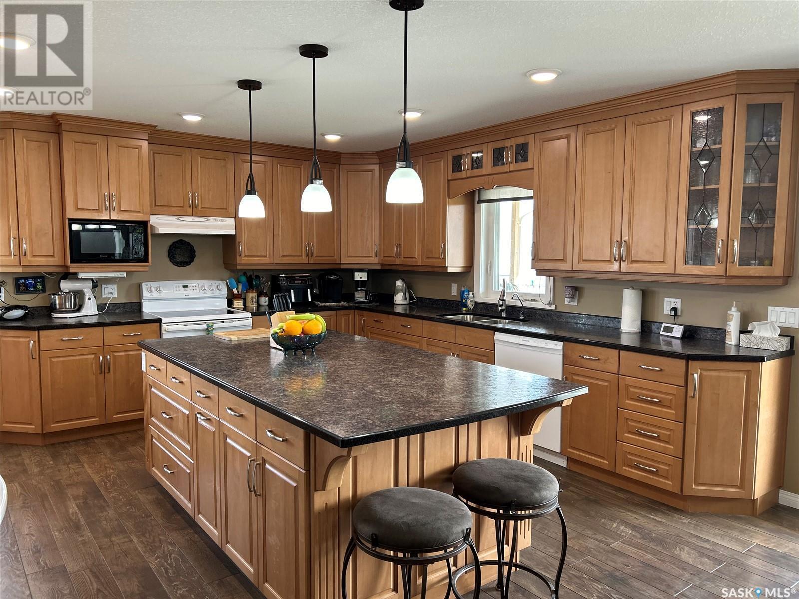 Ward Acreage, Leroy Rm No. 339, SK - Indoor Photo Showing Kitchen