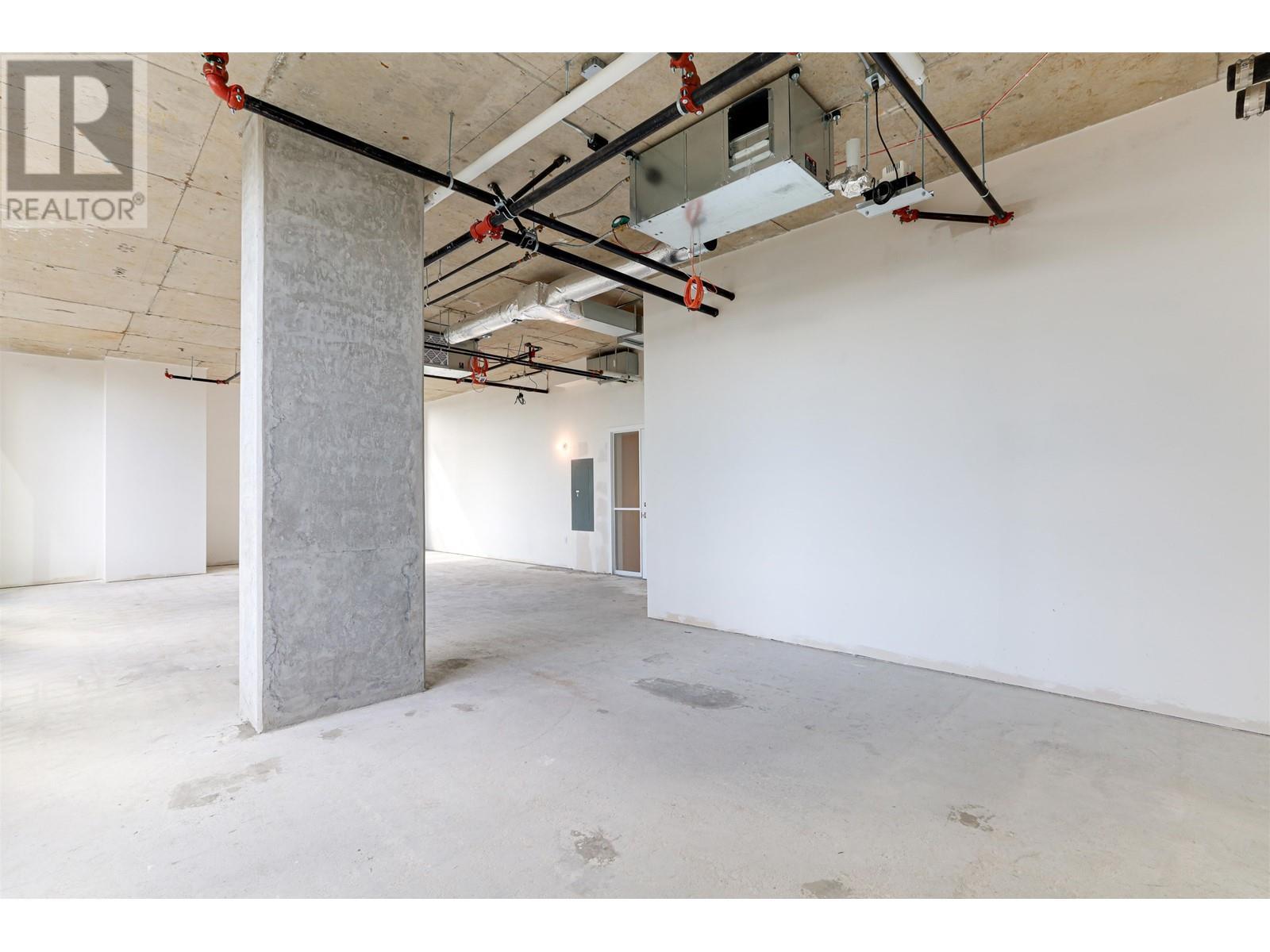 605 2992 Glen Drive, Coquitlam, BC