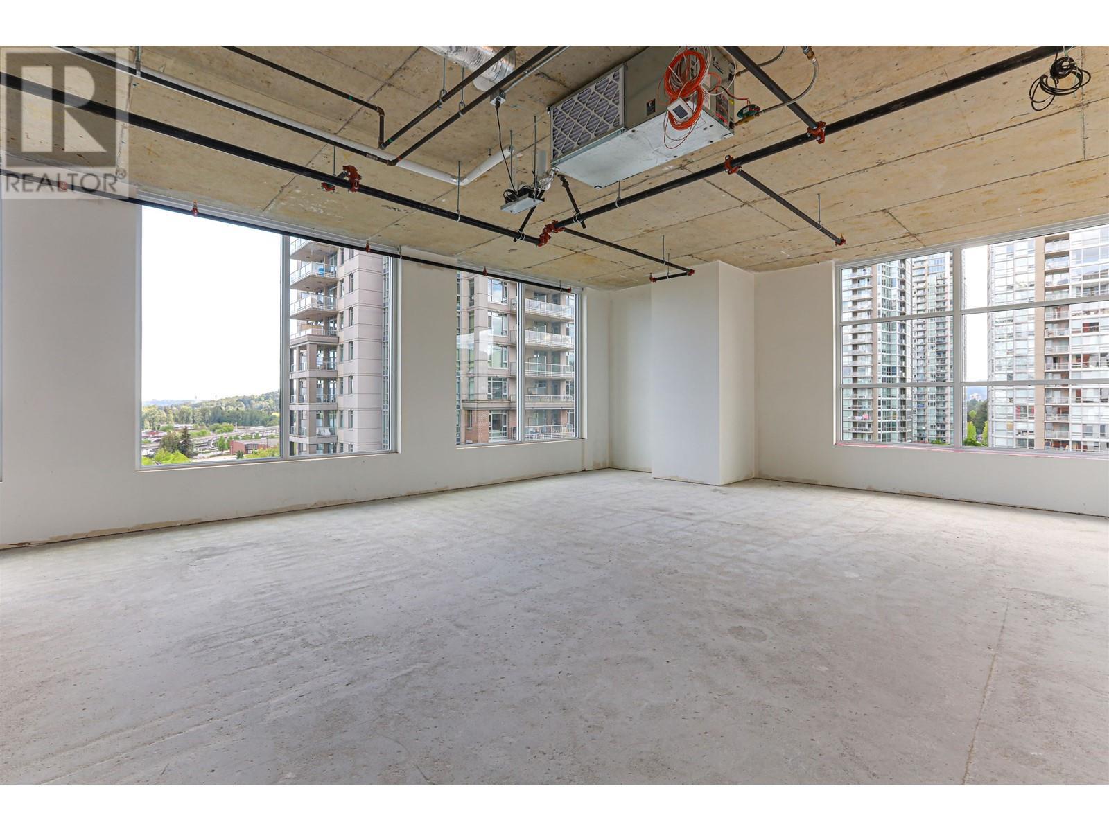 605 2992 Glen Drive, Coquitlam, BC