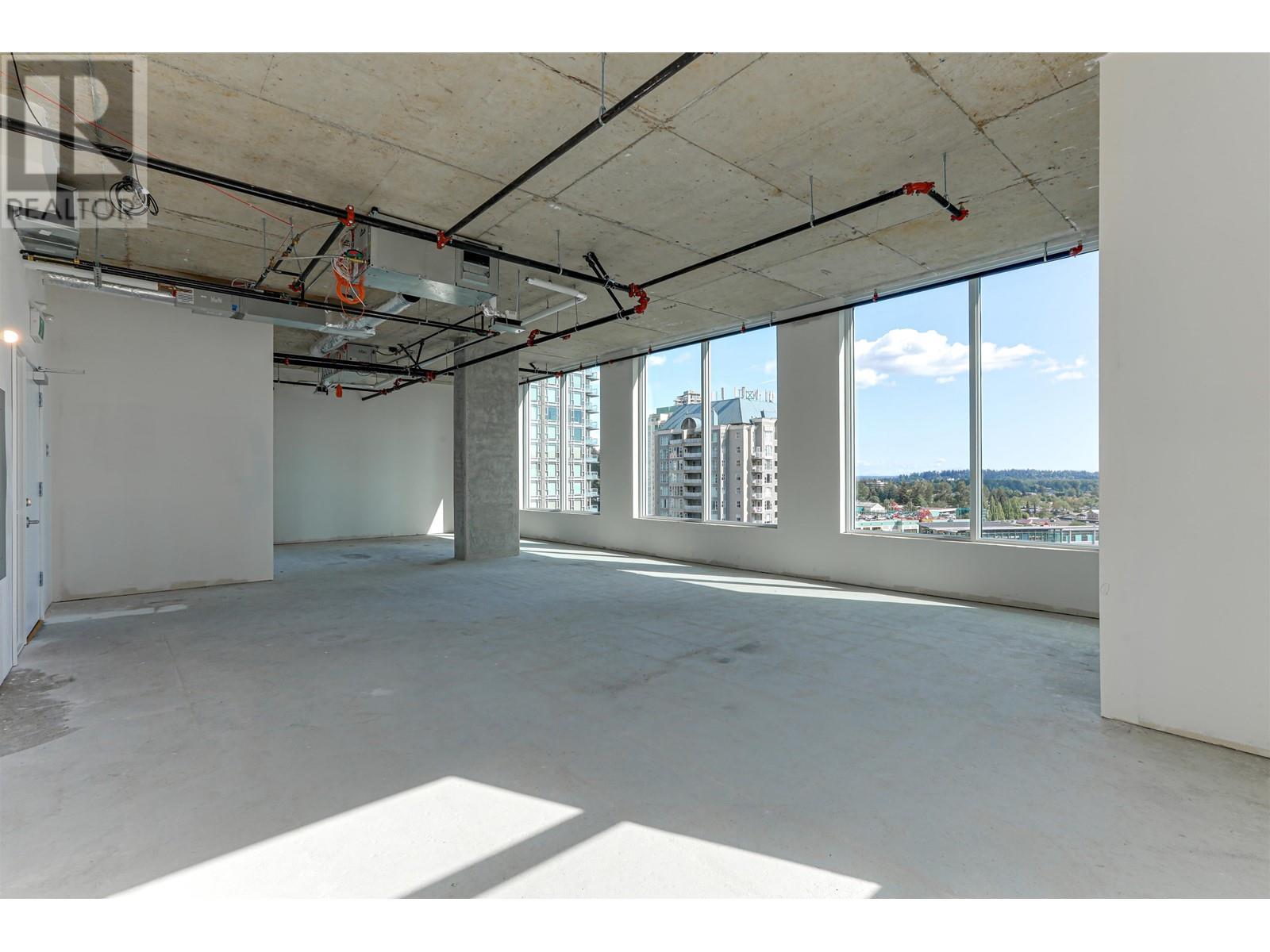 605 2992 Glen Drive, Coquitlam, BC