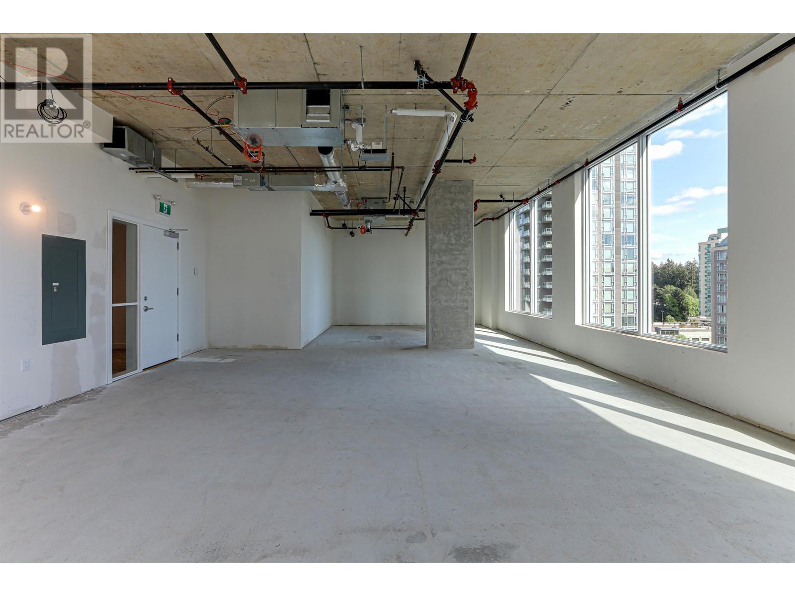 605 2992 Glen Drive, Coquitlam, BC