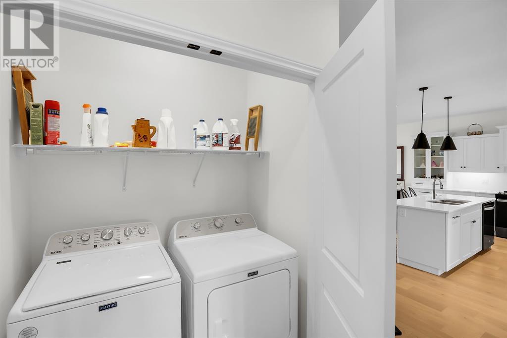 102 Leneve Street, Lambton Shores, ON - Indoor Photo Showing Laundry Room