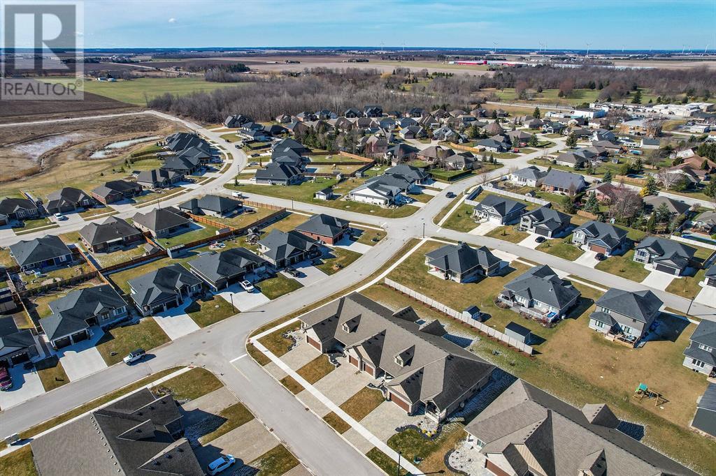 102 Leneve Street, Lambton Shores, ON - Outdoor With View