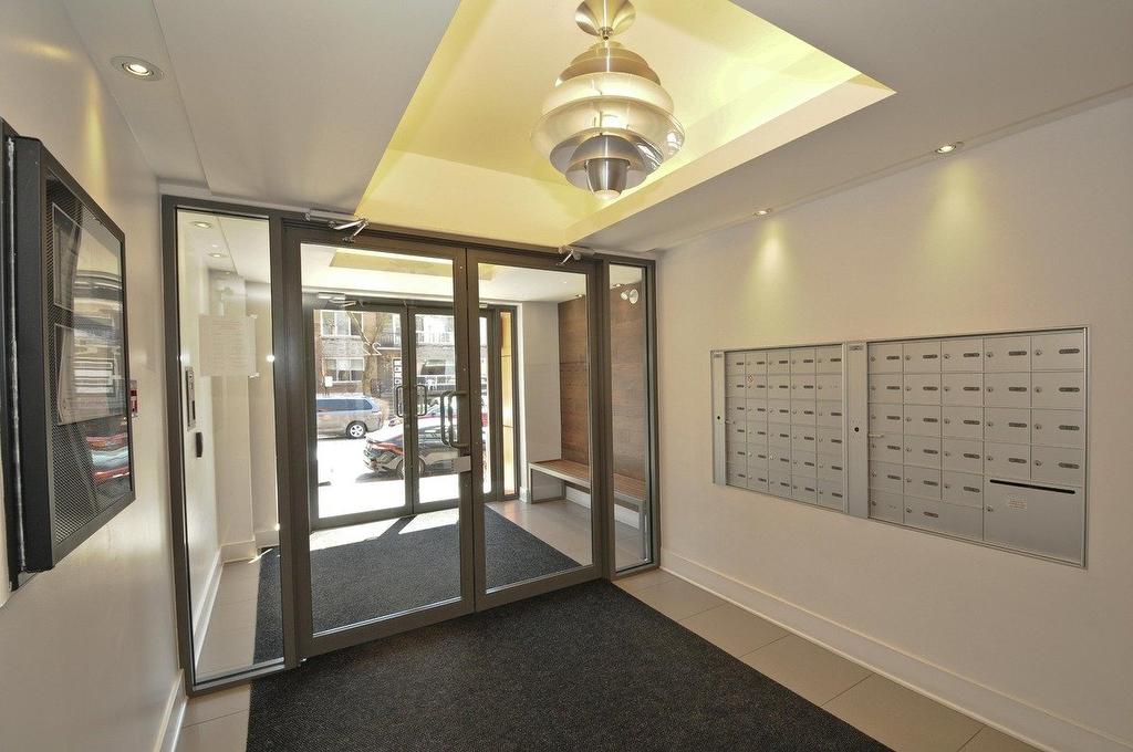 Exterior entrance - Ph406-2285 Av. Ekers, Mont-Royal, QC - Indoor Photo Showing Other Room