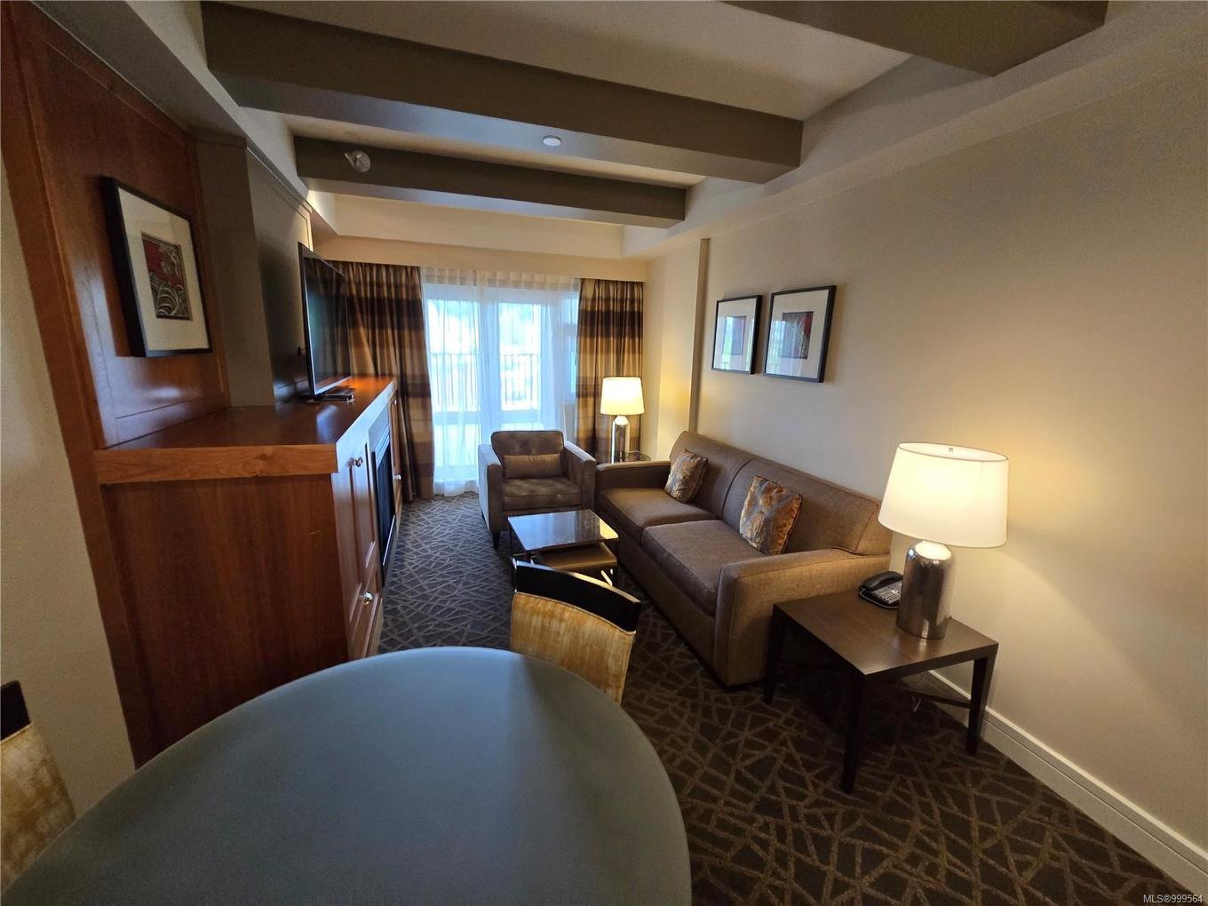 236/238 C-1999 Country Club Way, Langford, BC - Indoor