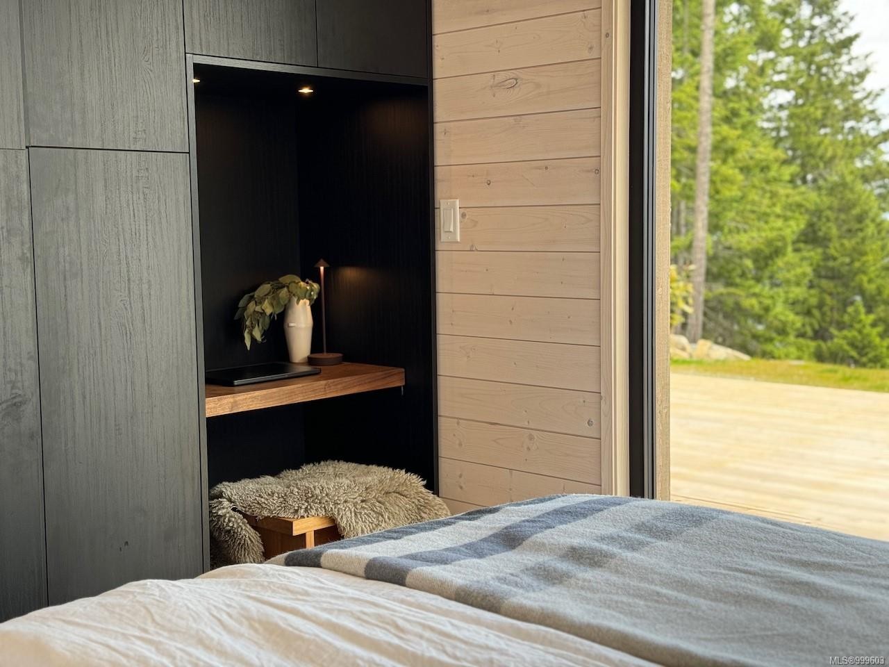 1172 Musgrave Rd, Salt Spring, BC