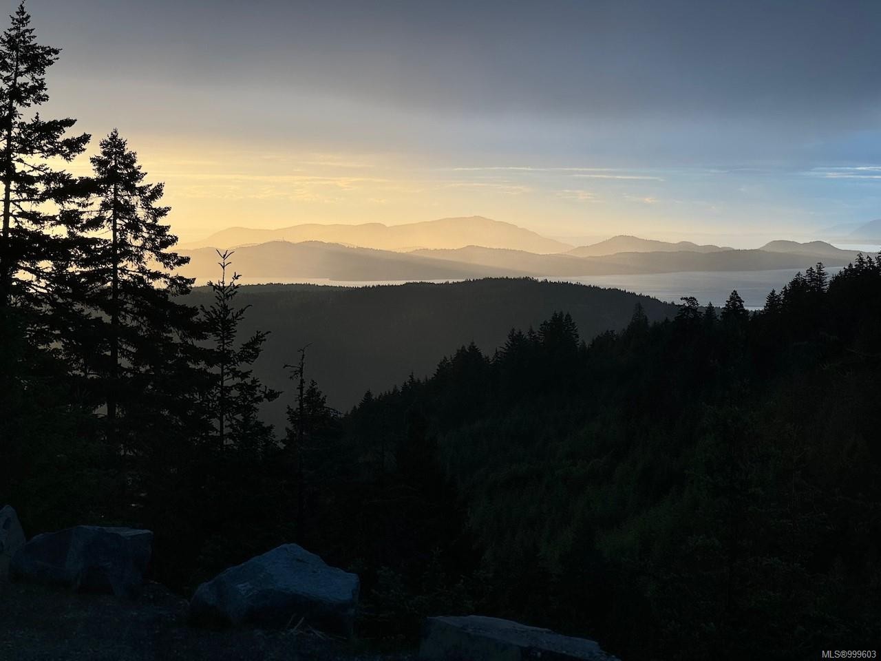 1172 Musgrave Rd, Salt Spring, BC