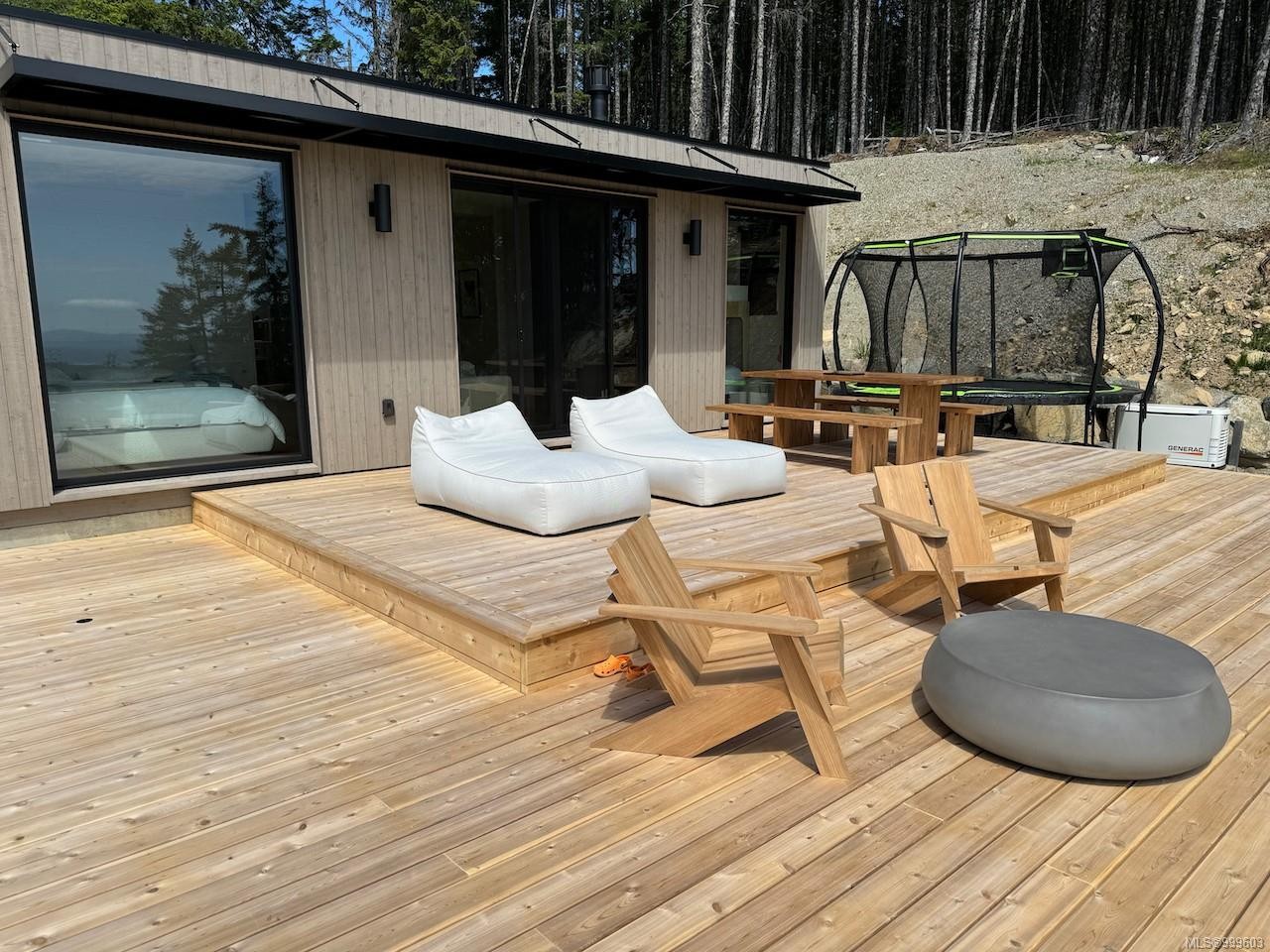 1172 Musgrave Rd, Salt Spring, BC