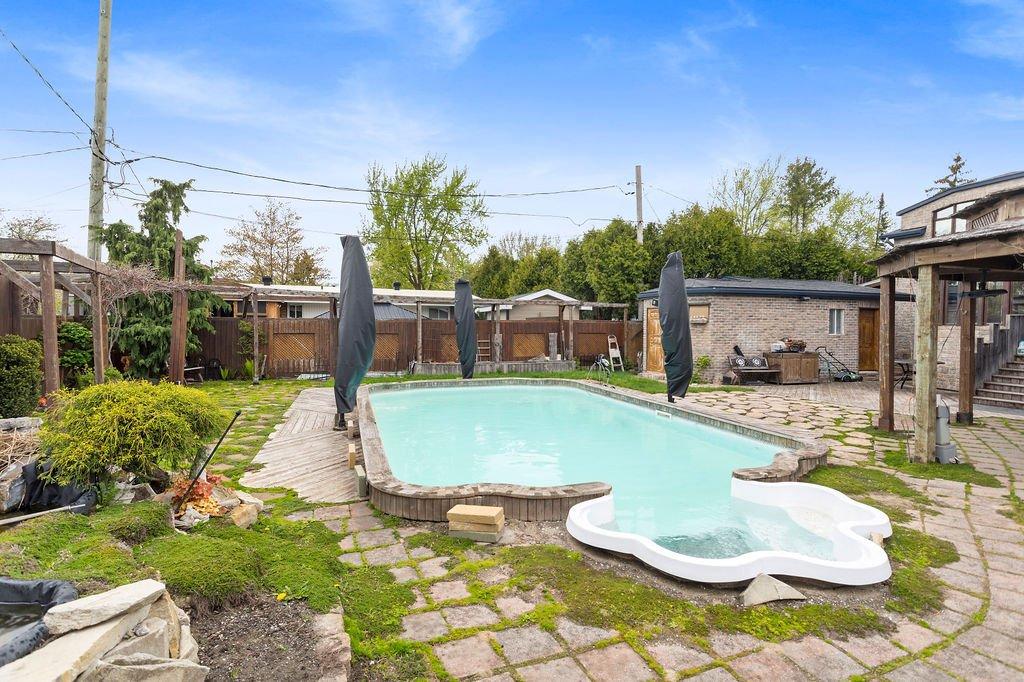 Pool - 2780 Tsse Belleau, Longueuil (Le Vieux-Longueuil), QC - Outdoor With Backyard
