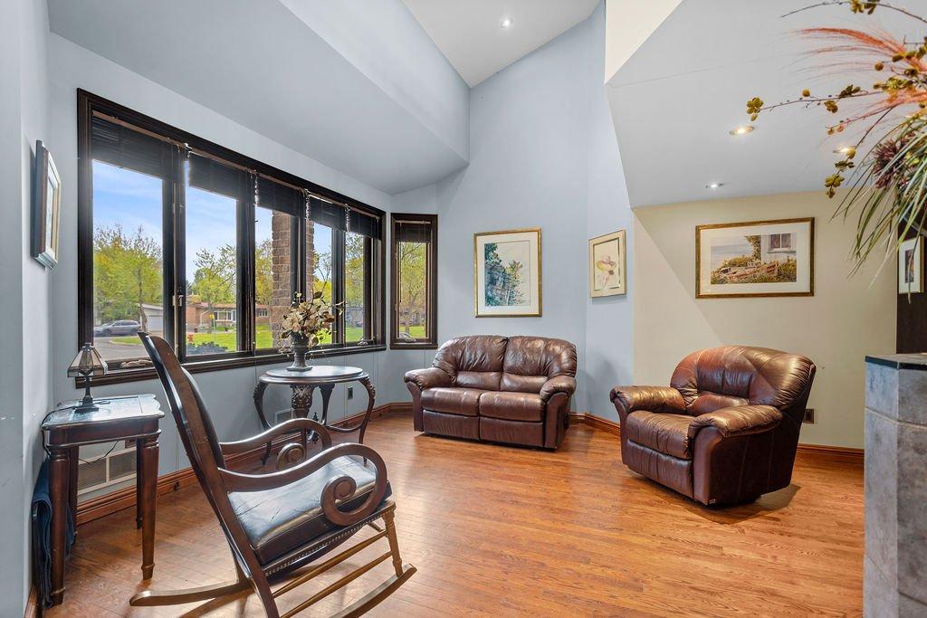 Living room - 2780 Tsse Belleau, Longueuil (Le Vieux-Longueuil), QC - Indoor