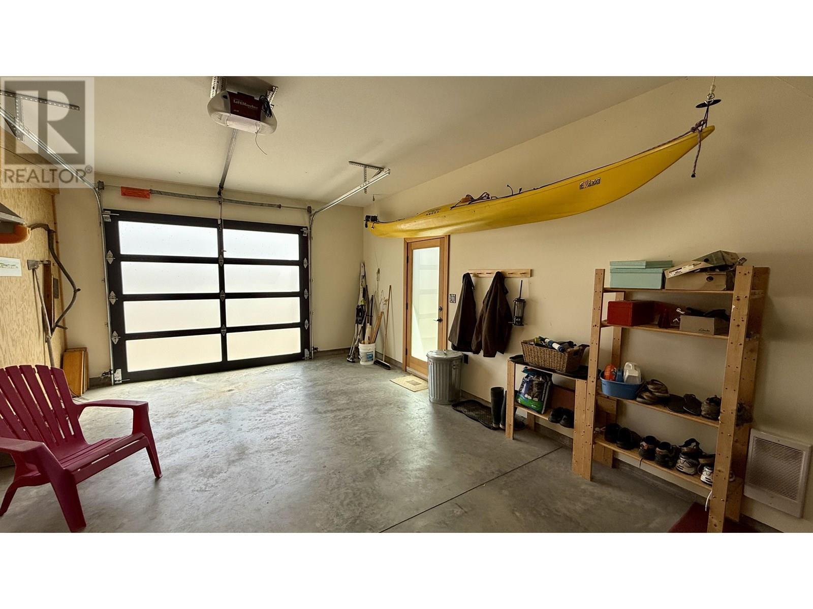 5460 Carlson Road, 100 Mile House, BC - Indoor Photo Showing Garage