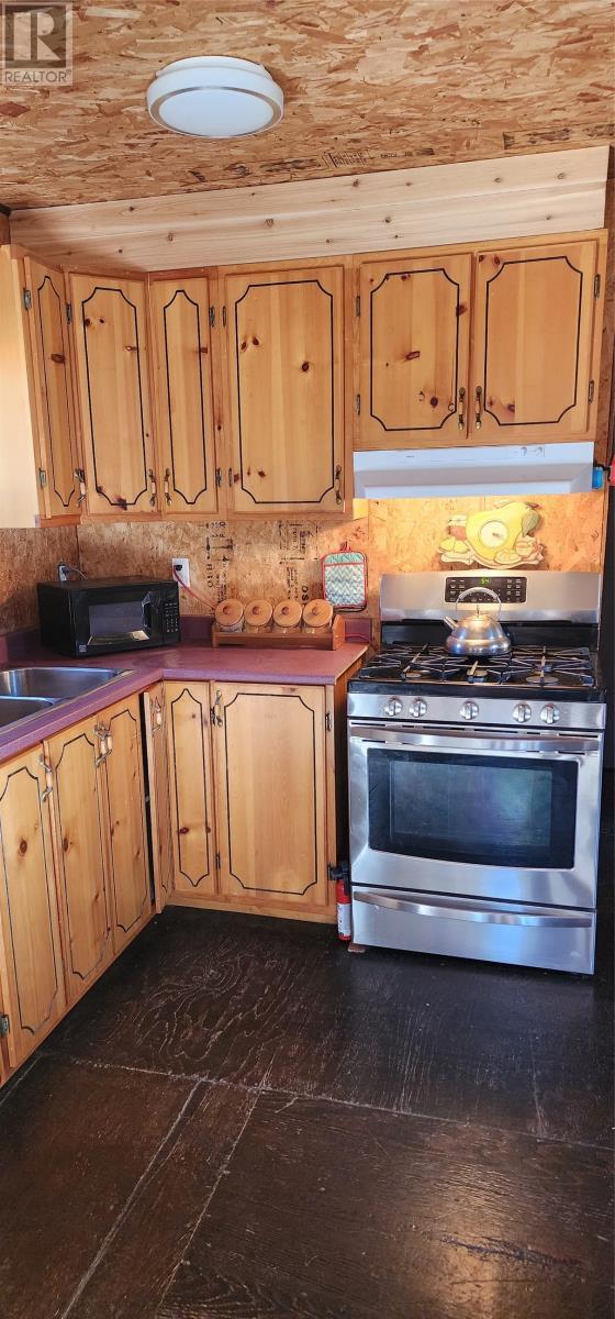 239 Mobile First Pond Road, Mobile, NL - Indoor Photo Showing Kitchen