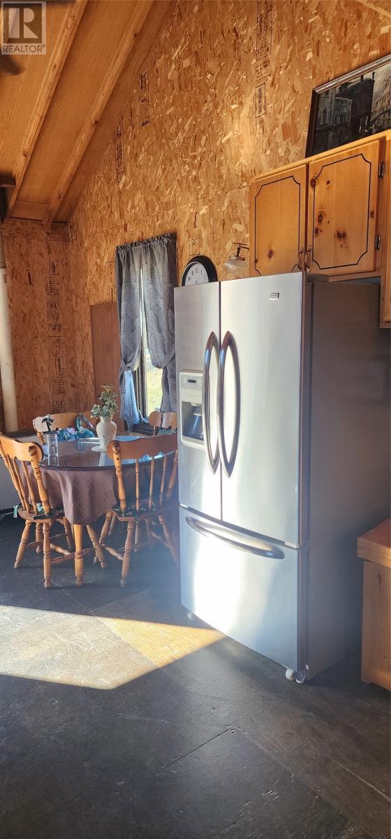 239 Mobile First Pond Road, Mobile, NL - Indoor