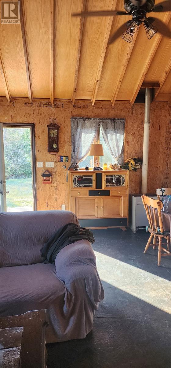 239 Mobile First Pond Road, Mobile, NL - Indoor