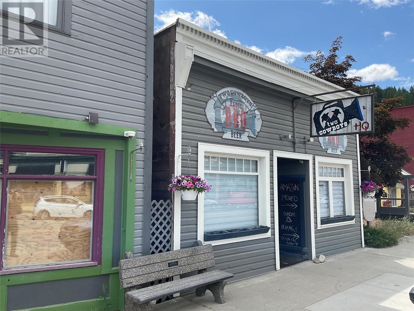 318 Copper Avenue S, Greenwood, BC