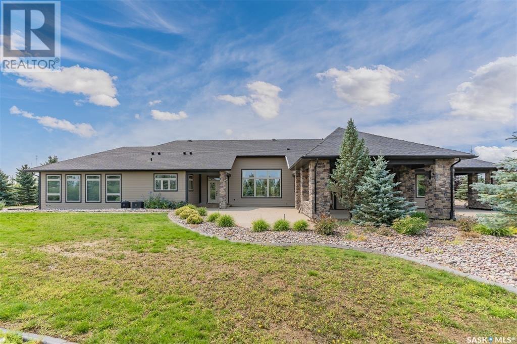 112 4 Highway S, Rosetown, SK - Outdoor