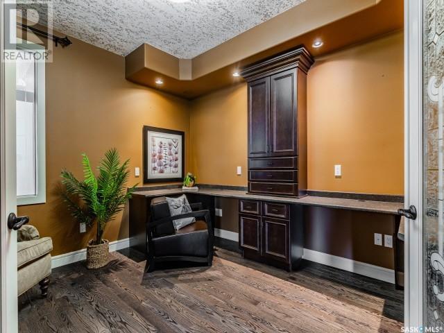 112 4 Highway S, Rosetown, SK - Indoor Photo Showing Other Room