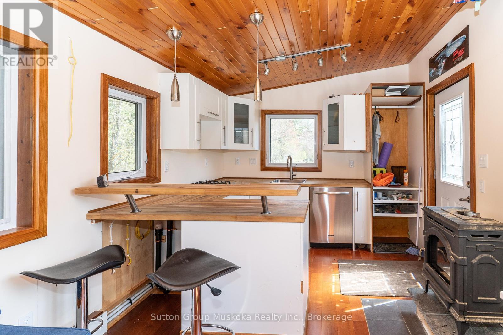 1667 Paint Lake Road, Lake Of Bays (Ridout), ON