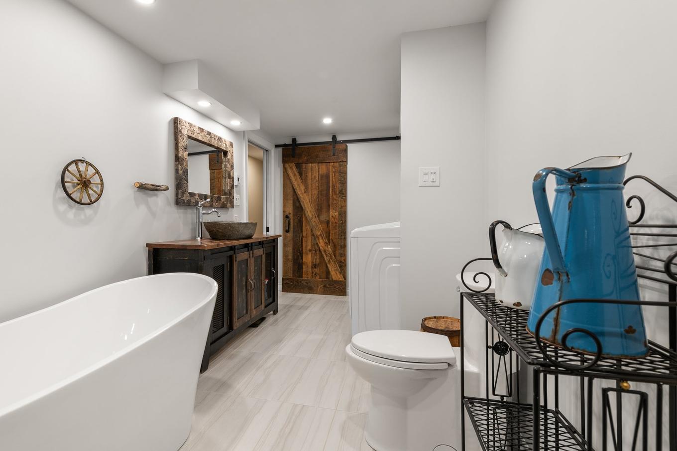 Bathroom - 339 Rue Rivard, Magog, QC - Indoor Photo Showing Bathroom