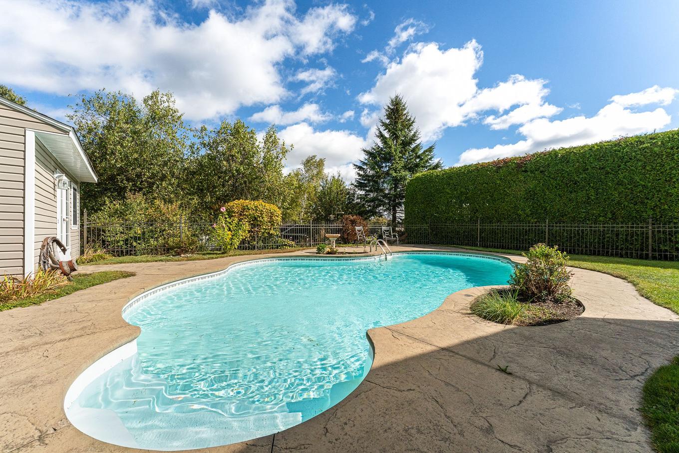 Pool - 339 Rue Rivard, Magog, QC - Outdoor With In Ground Pool With Backyard