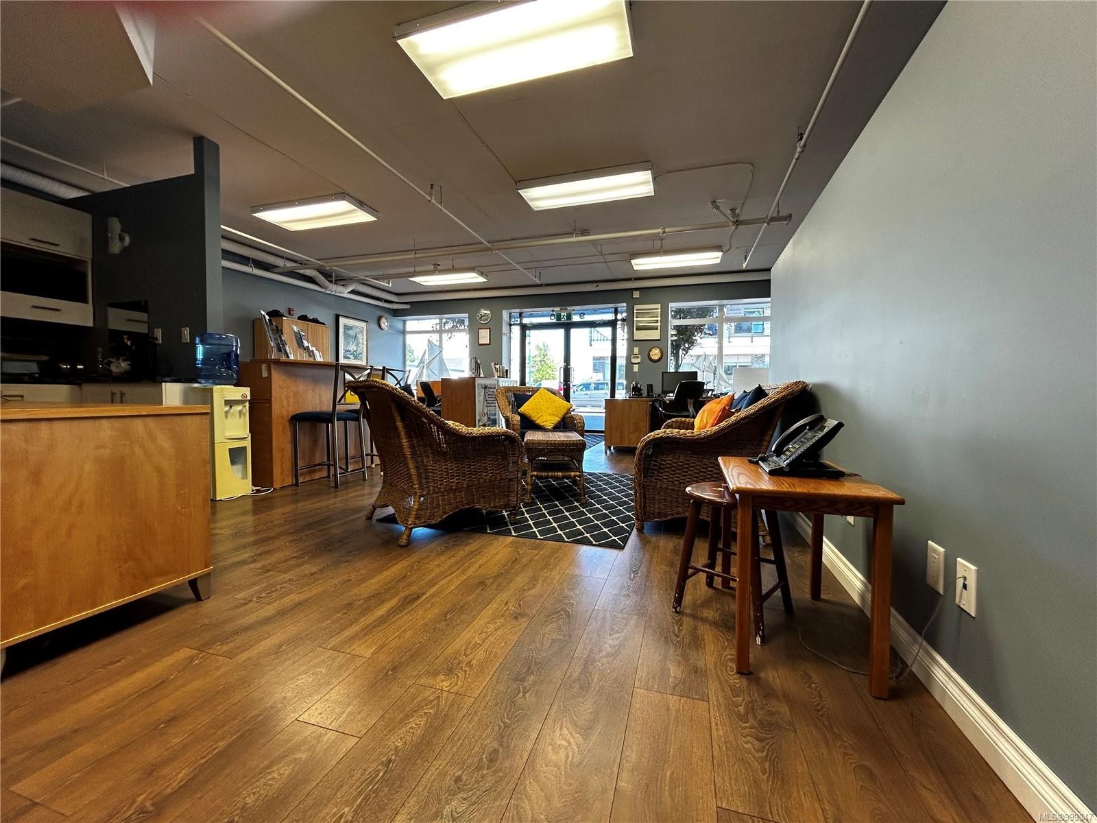 101-9776 Fourth St, Sidney, BC