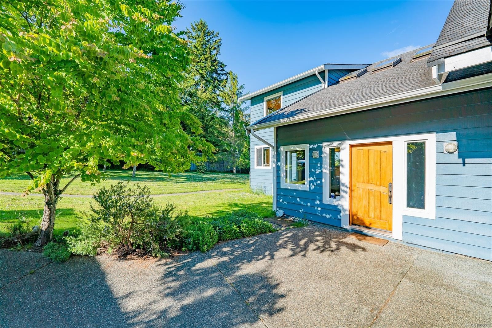 1560 Brebber Rd, Nanaimo, BC