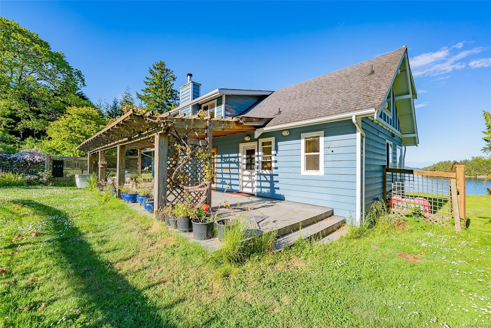 1560 Brebber Rd, Nanaimo, BC