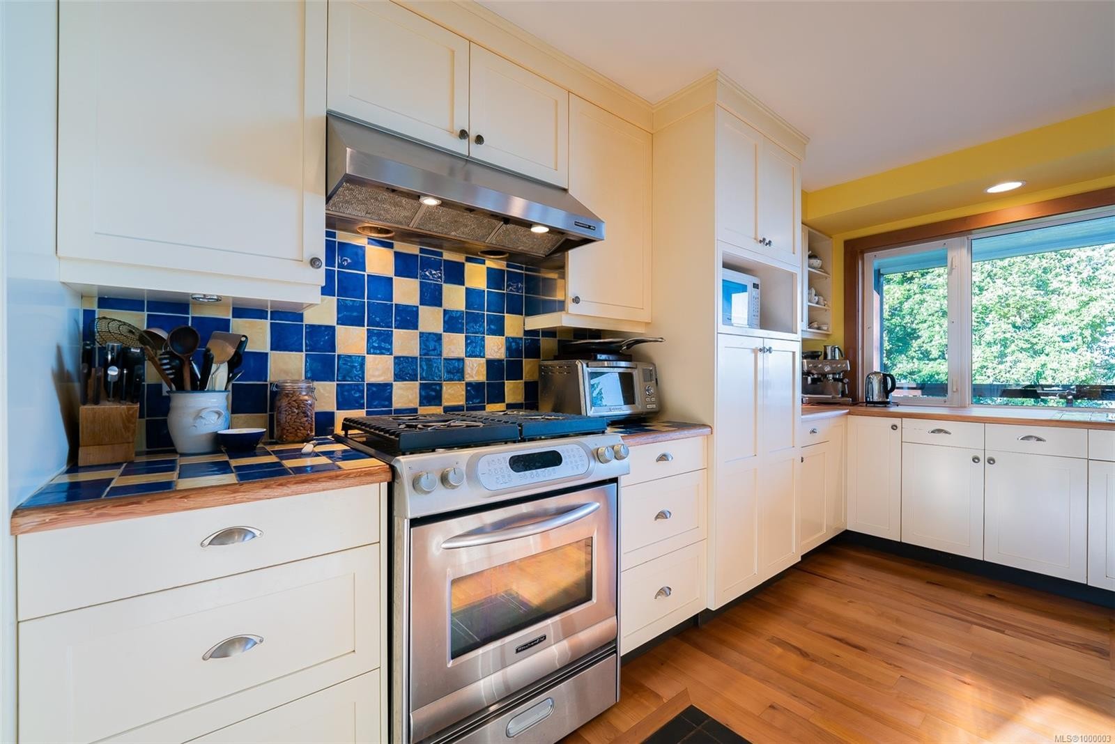 1560 Brebber Rd, Nanaimo, BC