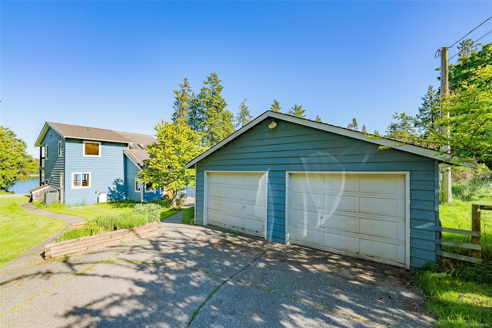 1560 Brebber Rd, Nanaimo, BC