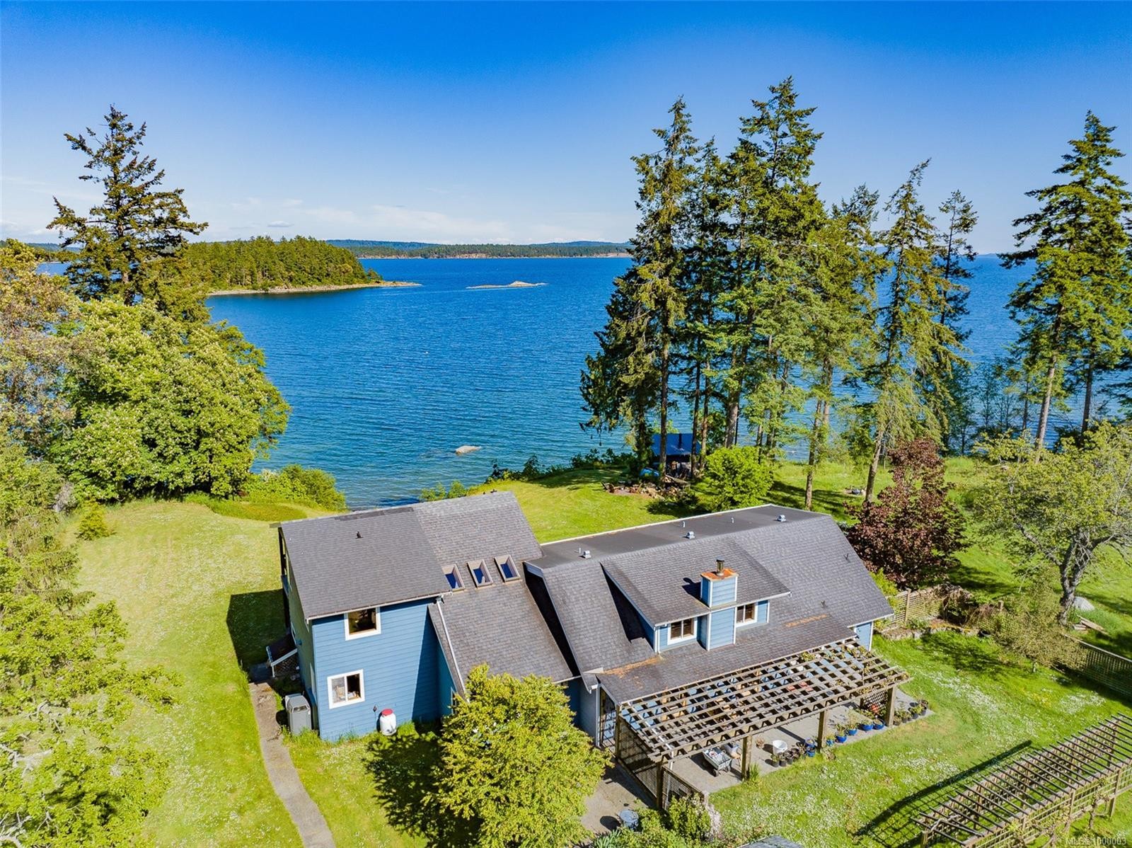 1560 Brebber Rd, Nanaimo, BC