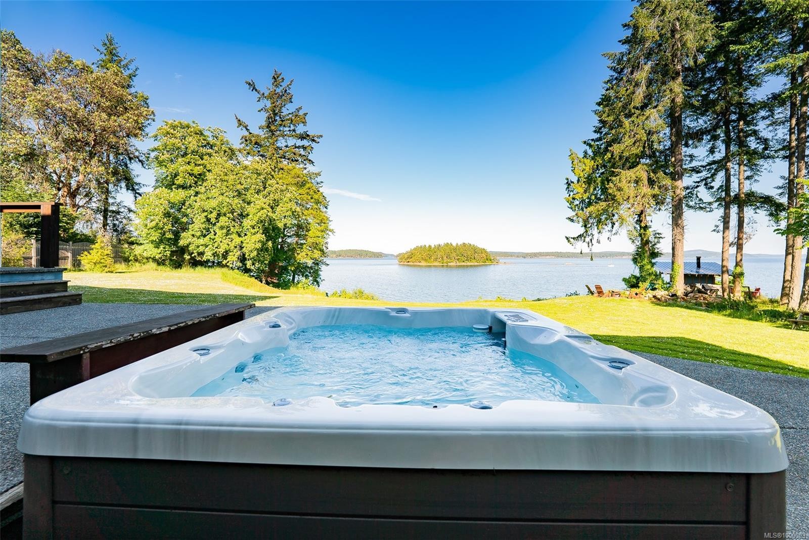 1560 Brebber Rd, Nanaimo, BC