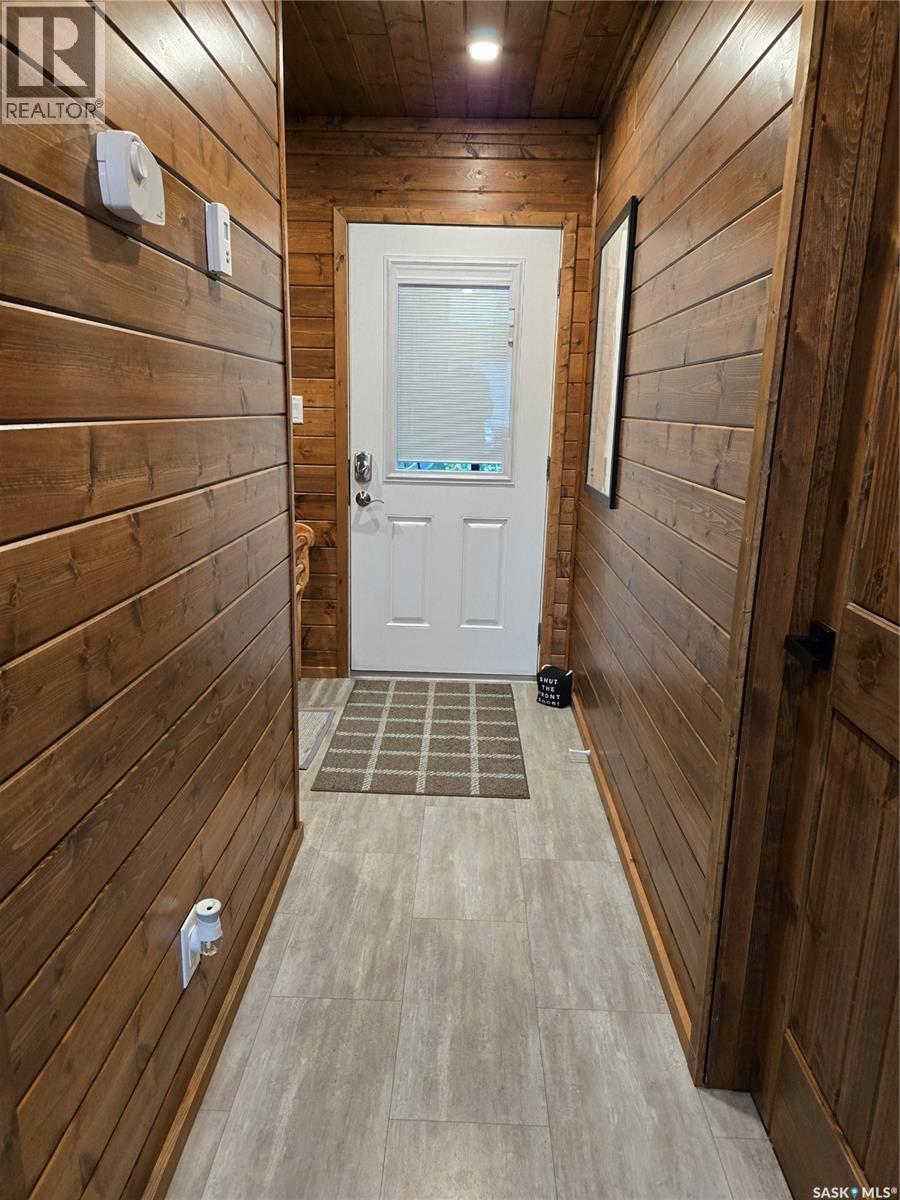 106 Lakeview Drive, Northern Admin District, SK - Indoor Photo Showing Other Room