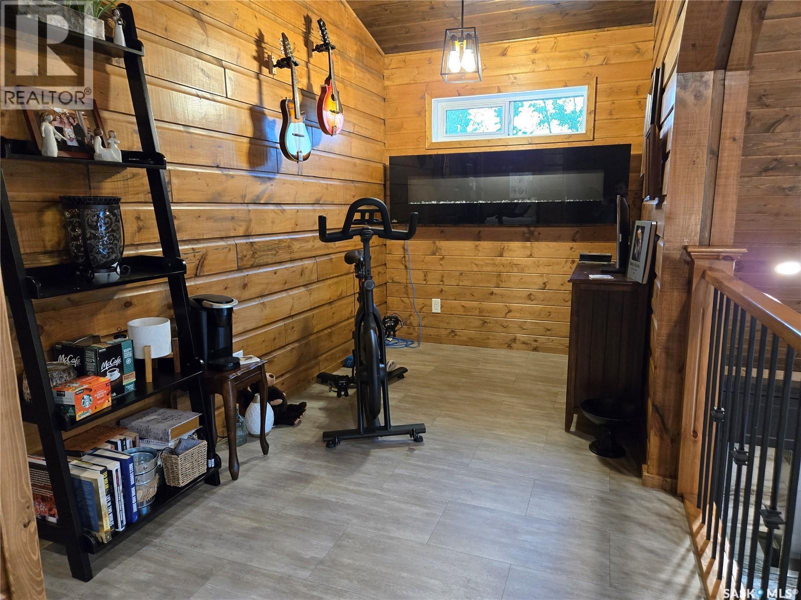 106 Lakeview Drive, Northern Admin District, SK - Indoor