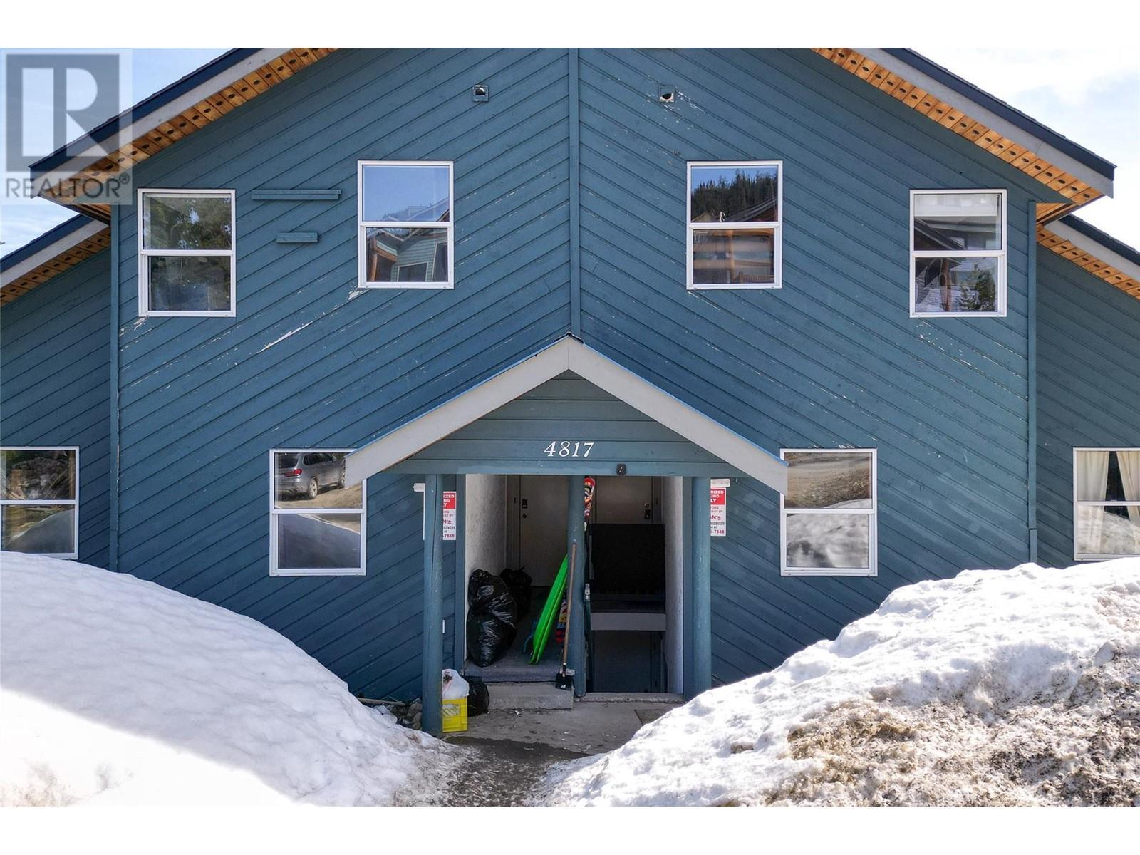 4817 Snow Pines Road Unit# D, Big White, BC - Outdoor