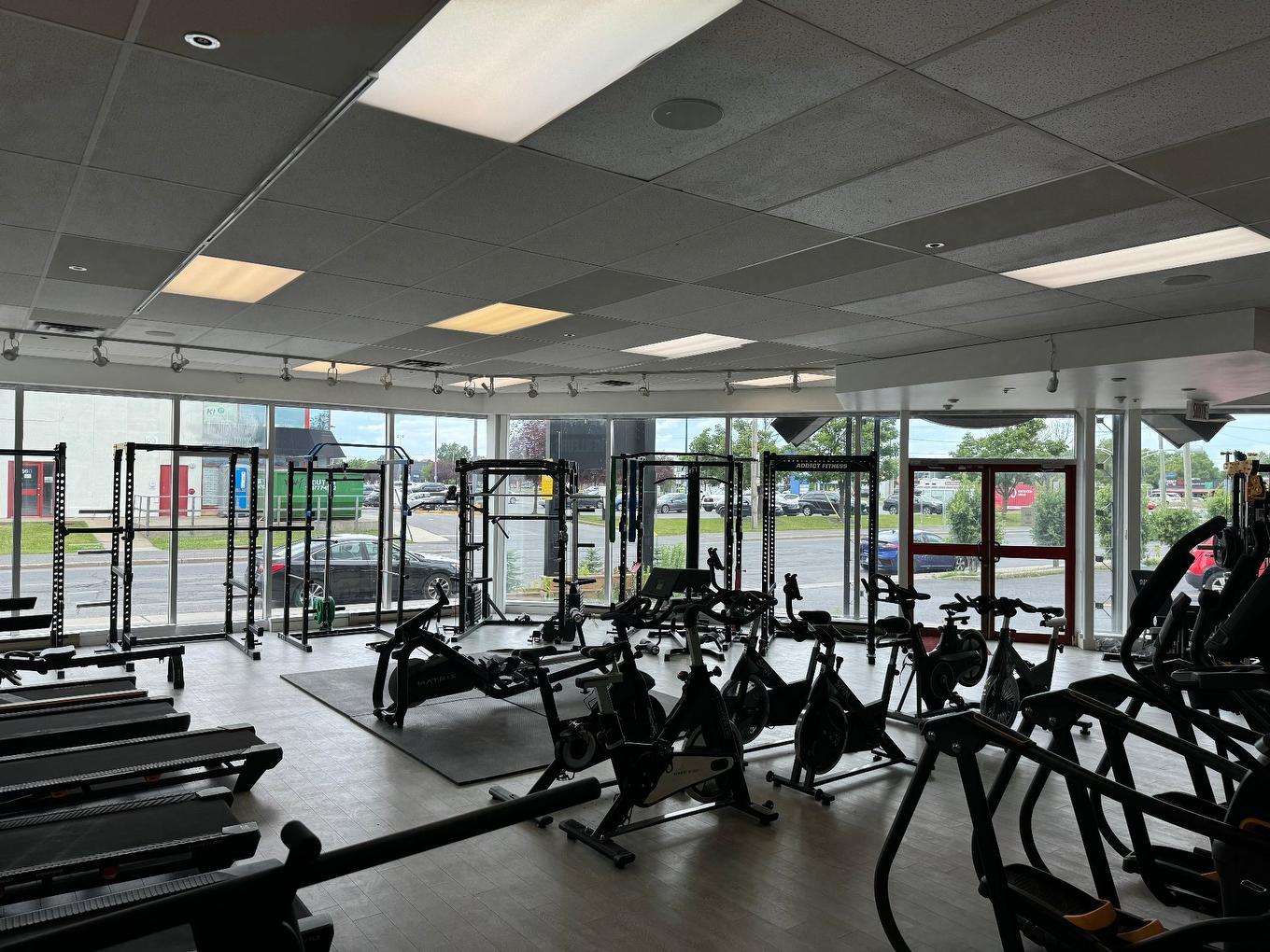 Commerce - 321 Rue Lawrence, Longueuil (Greenfield Park), QC