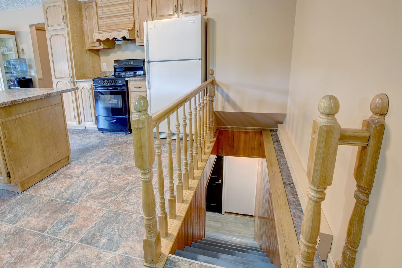 Escalier - 124 Domaine Alexandre, Saint-Côme, QC - Indoor Photo Showing Other Room