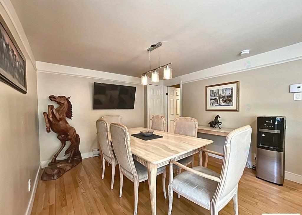 Dining room - 450 Ch. Aubin, Saint-Sauveur, QC - Indoor Photo Showing Dining Room