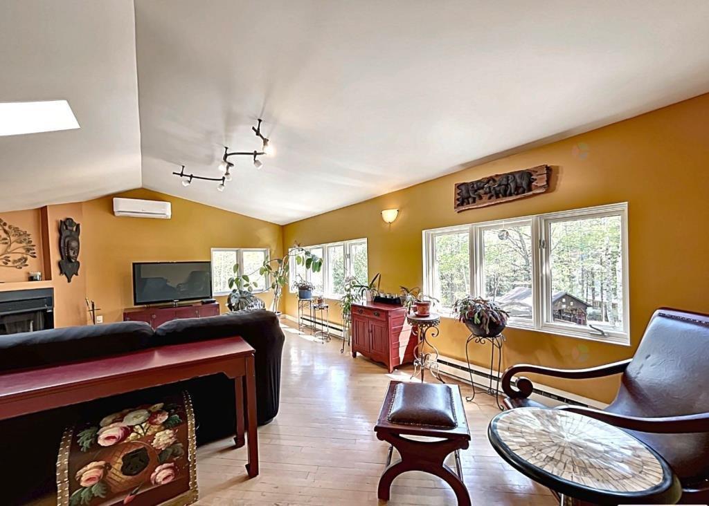 Family room - 450 Ch. Aubin, Saint-Sauveur, QC - Indoor