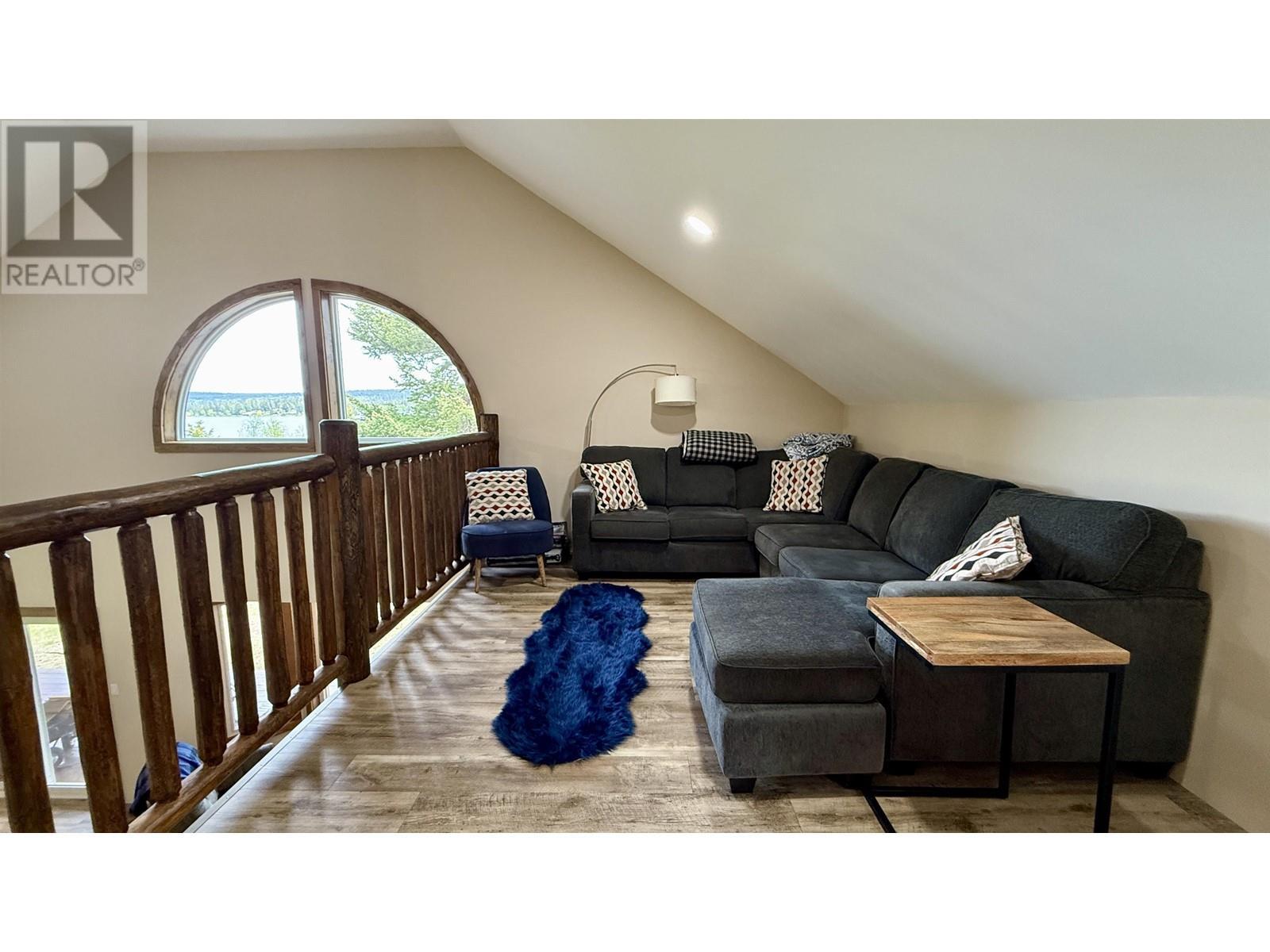 4460 Tatton-Helena Fs Road, Lac La Hache, BC - Indoor